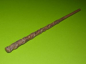 Hermione's wand painted