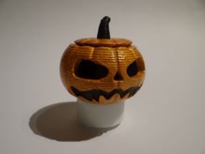 Jack-o-lantern-on-candle